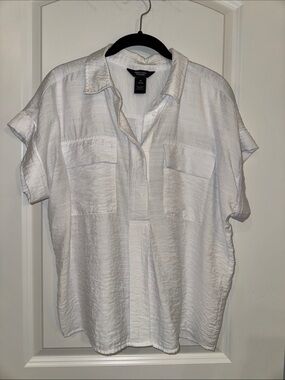 Vera Wang White Short Sleeve Textured Blouse